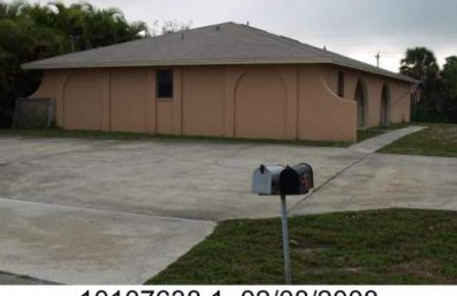 614 SW 47th Street - BACK photos photos 614 SW 47th Street - BACK photos photos