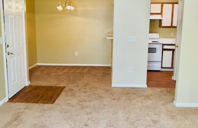 Forest Pointe Apartment Homes Gallery 4