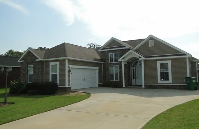 200 St. Augustine Drive - 200 St. Augustine Drive, Warner Robins, GA 31005