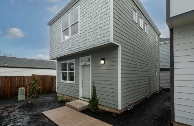 Move In Special- Up to 3 Months Free- Newberg's Newest Community is Available Now !!! Newberg Cottage Homes- 2 Bedroom 2.5 Bath Homes ! - 2788 Crater Lane, Newberg, OR 97132