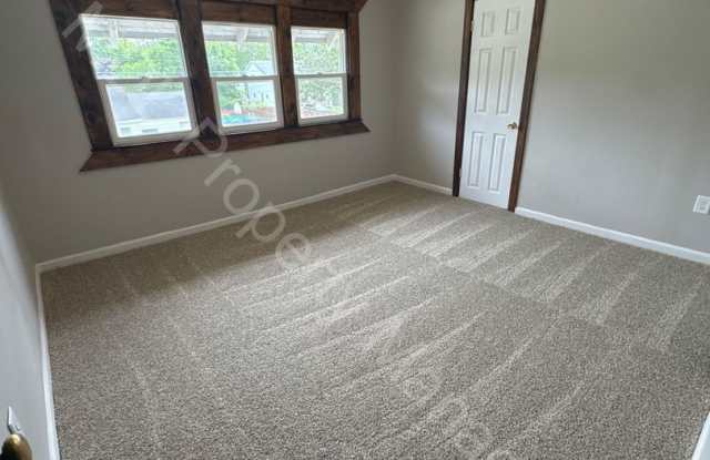 2003 W Genesee Ave photos photos