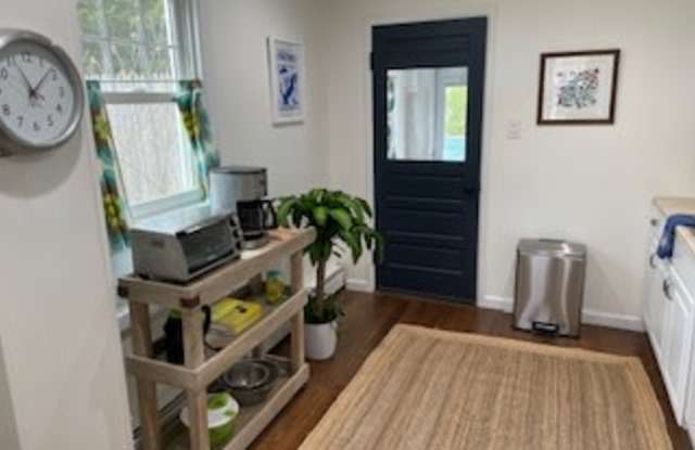 7 Pleasant View Avenue Gallery 3