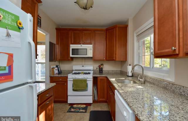 3436 MARTHA CUSTIS Drive Gallery 3