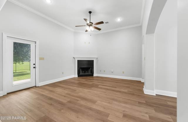 104 Clover Leaf Drive Gallery 2