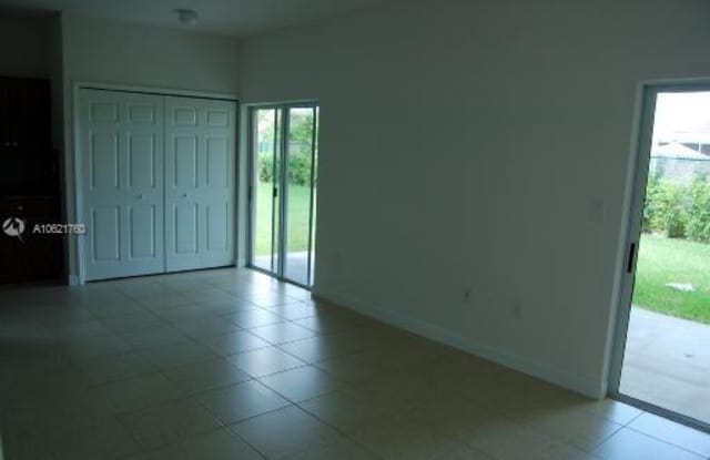 616 SE 30th Ter Gallery 3