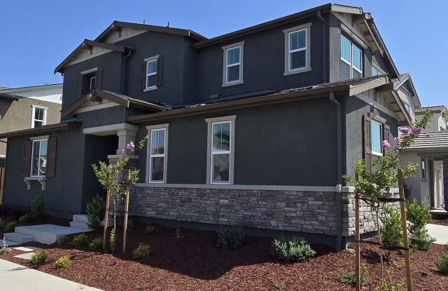 1695 Placer Place photos photos