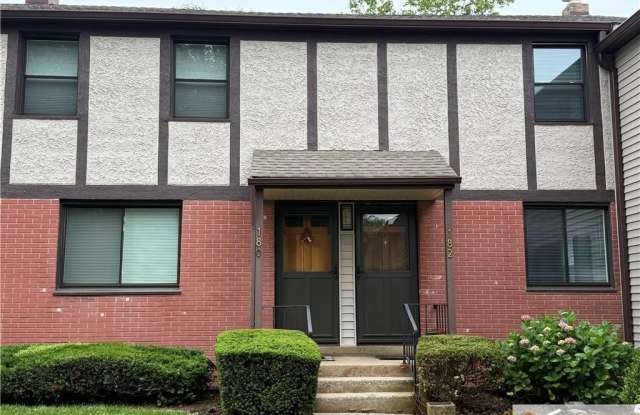 182 Newman Street photos photos