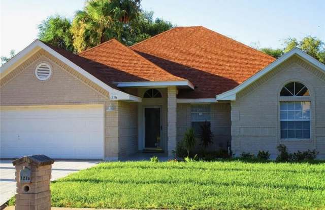 1216 W Heron Court photos photos