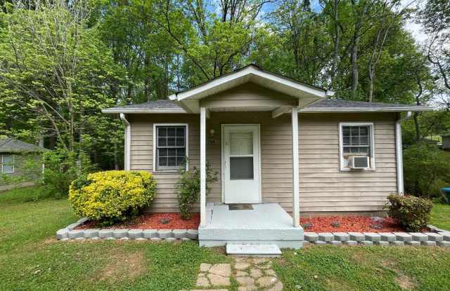 One bedroom house available now! photos photos