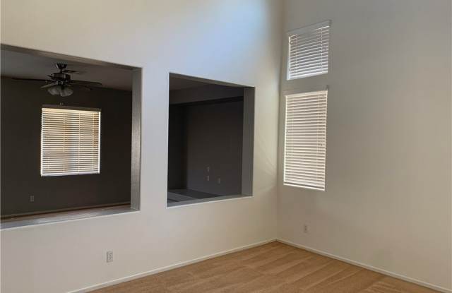 4423 Peaceful Harbor Street Gallery 4