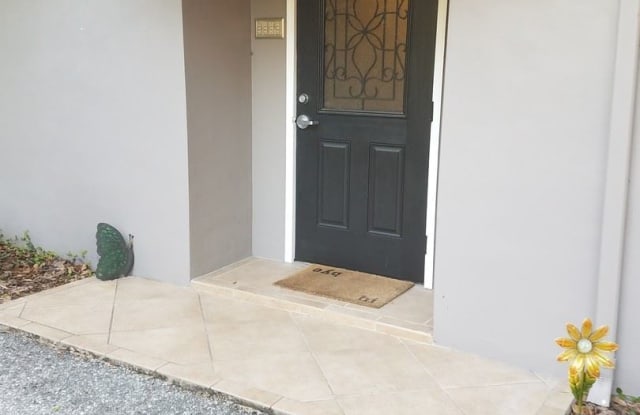 1303 E Gore St. #4 - 1303 E Gore St, Orlando, FL 32801
