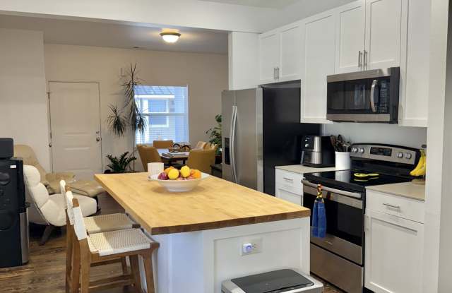 4050 Sveta LaneUnit #6 photos photos