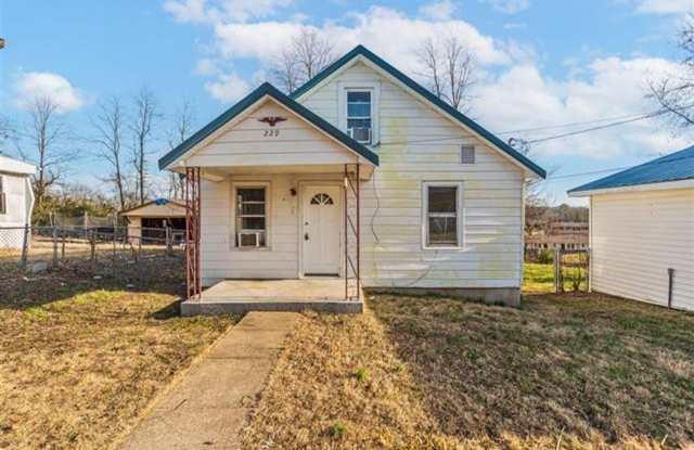 229 Eastview photos photos