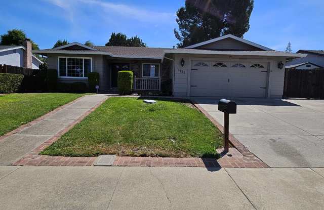 Beatifully updated 3 bedroom, 2 bath home with private back yard photos photos