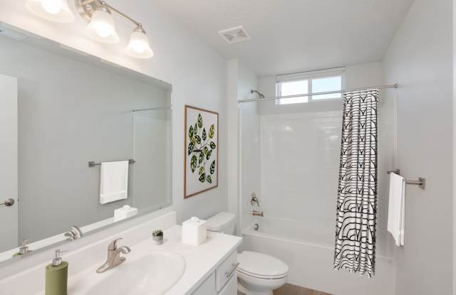 2 Bedroom Apartments in Caldwell With Style, Convenience & Comfort! Gallery 1