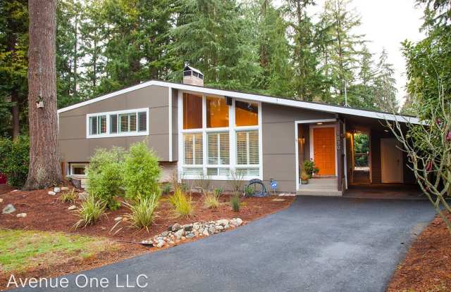1830 152nd Ave Southeast - 1830 152nd Avenue Southeast, Bellevue, WA 98007