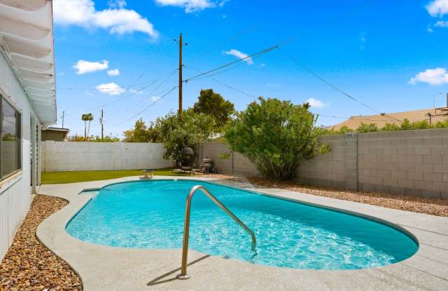 8631 E JACKRABBIT Road photos photos