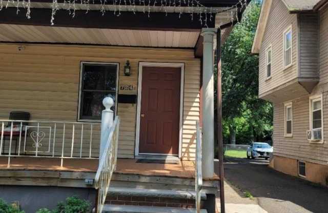 724 South Ave photos photos