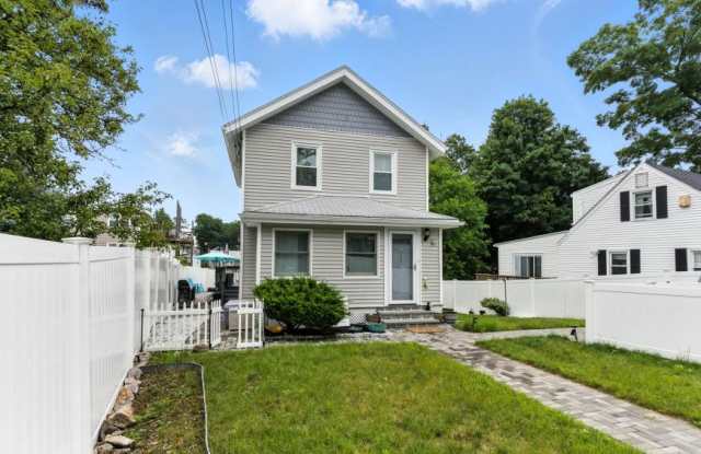 8 Earnshaw St. photos photos