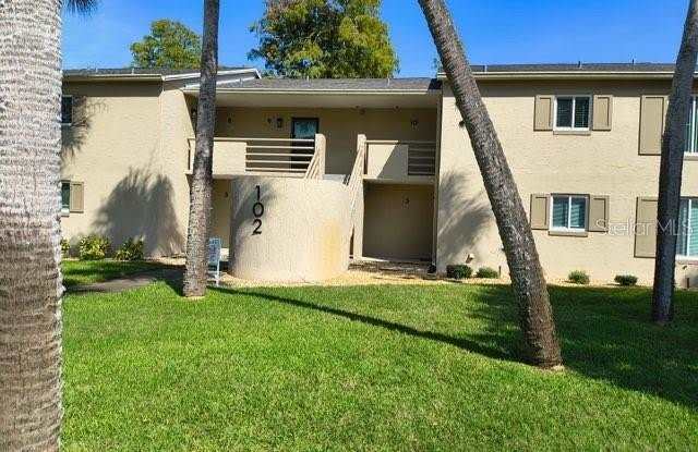 102 BOB WHITE COURT - 102 Bob White Court, Daytona Beach, FL 32119 102 BOB WHITE COURT - 102 Bob White Court, Daytona Beach, FL 32119