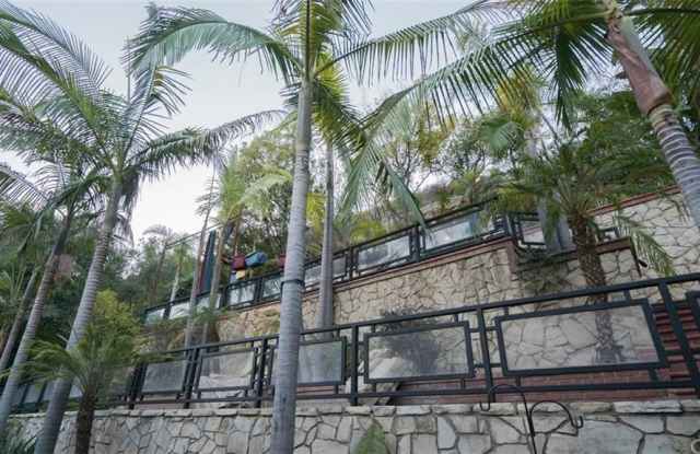 937 Chantilly Road Gallery 3