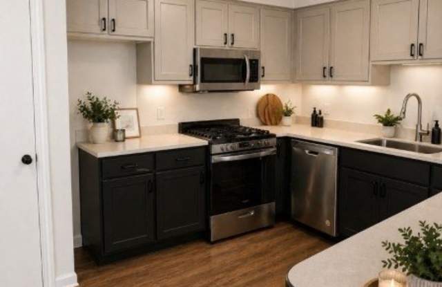 233 Leeward Rd photos photos