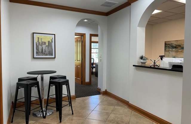 10412 Allisonville Road Gallery 3