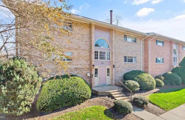 2819 KALMIA LEE Court unit: 302 photos photos