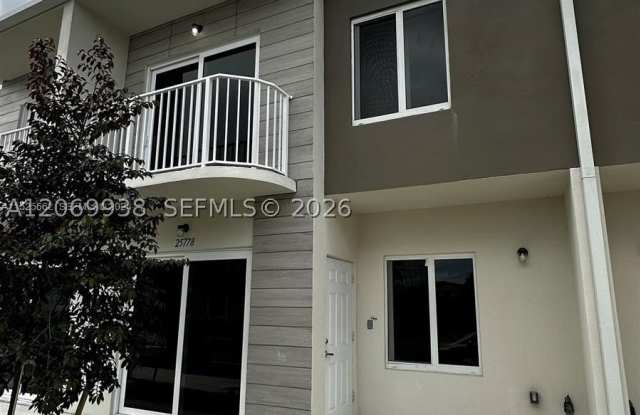 25778 SW 143rd Path Gallery 1