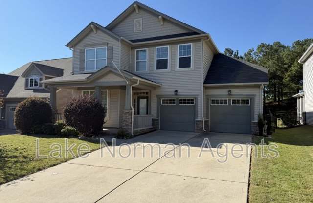 111 Edenton Lane Gallery 1