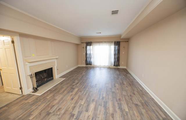 2043 Hazel Hedge Ln. Gallery 4