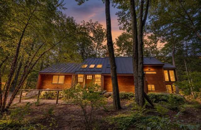 20 River View Drive Gallery 1