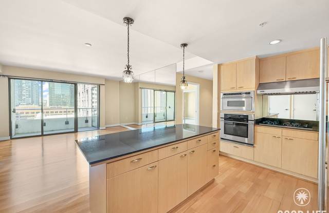 Downtown Luxury Living – 2B/2BA Condo with City Views! photos photos