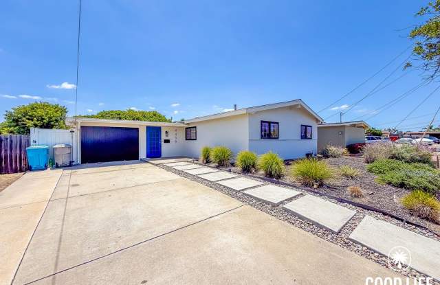 SD: Spacious 4BD/2BA Home in Clairemont with Large Turf Yard, Garage & In-Unit Laundry photos photos