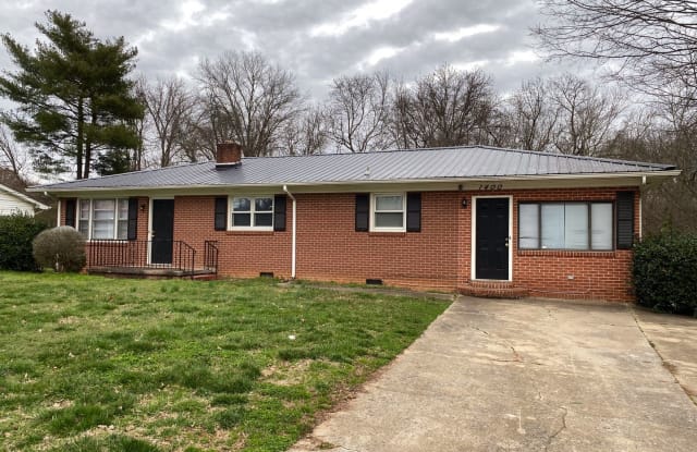 1400 Fredrick St. - 1400 Frederick St, Shelby, NC 28150