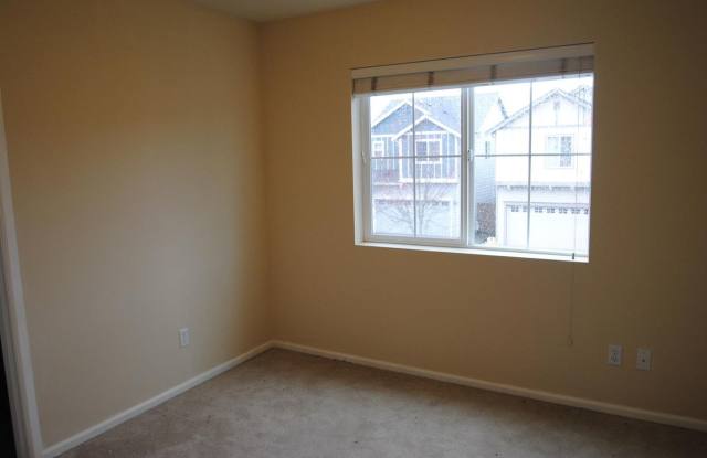 4047 Heritage Ave E - 4047 Heritage Avenue East, Fife, WA 98424