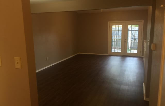2800 Longmire Drive Gallery 3
