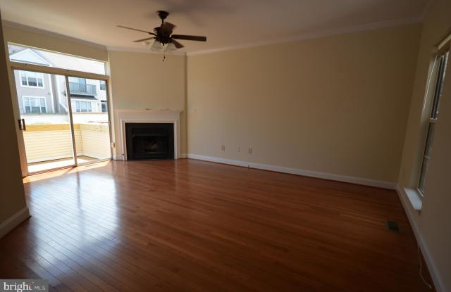 44166 MOSSY BROOK SQUARE Gallery 4