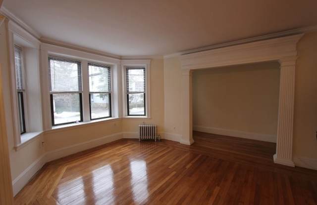 2 bedroom Brookline @ BU photos photos