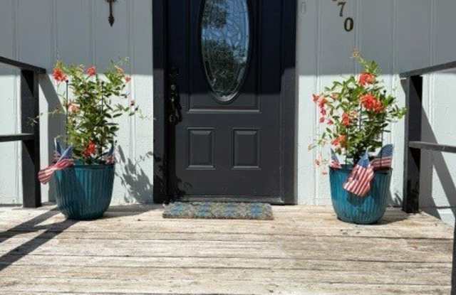 6870 Briar Road Gallery 2