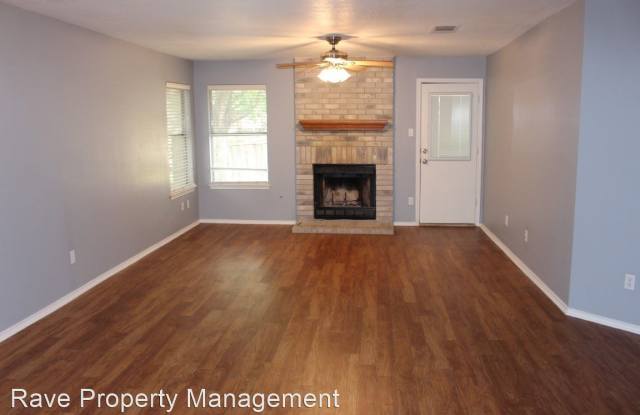 1206 Garden Path Drive Gallery 3