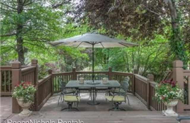 14116 Parkhill Lane Gallery 4