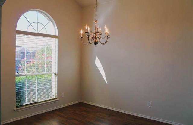 12832 Dorset Drive Gallery 2