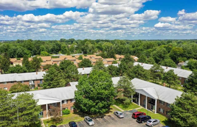 Warren Club Apartments photos photos