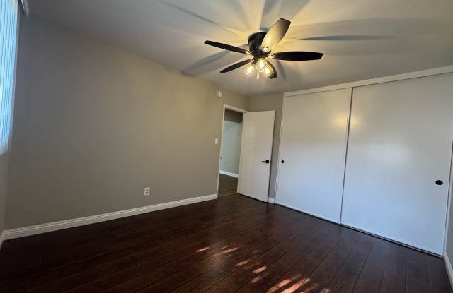 8542 Emerson Circle Gallery 4