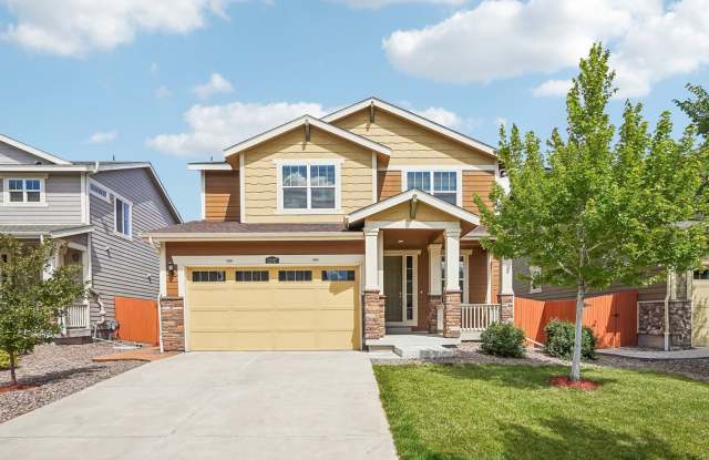 Luxurious Living: 2,367 Sq Ft Home with 4 Baths in Prime Location photos photos