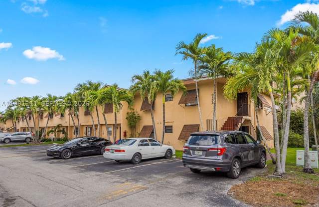 6854 NW 173rd Dr Gallery 2