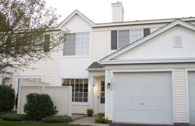 Charming 2BR Townhome in Desirable Cliff Lake Community photos photos Charming 2BR Townhome in Desirable Cliff Lake Community photos photos