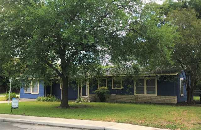 1038 Field St. - 1038 Field Street, San Marcos, TX 78666