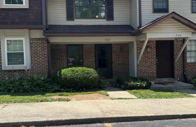 562 E Graham Place photos photos